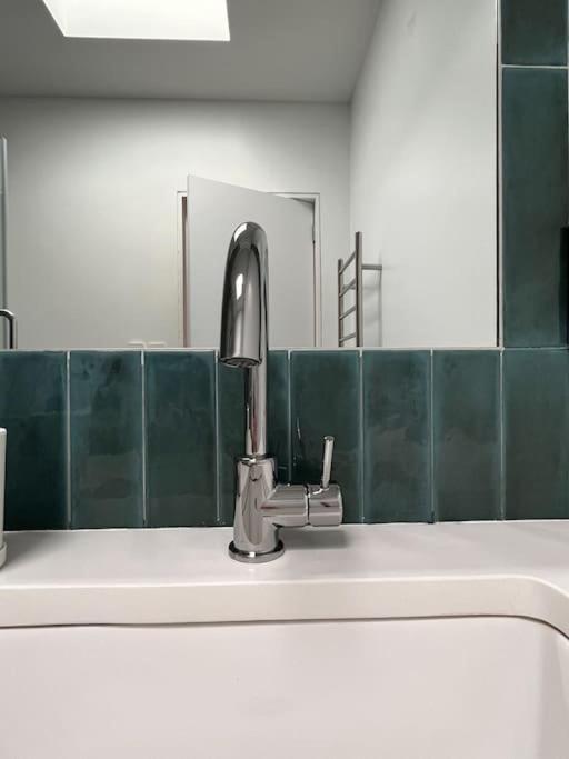 New Ample And Cozy One Bedroom Apt In Brooklyn At Rem-Casa Ню Йорк Екстериор снимка